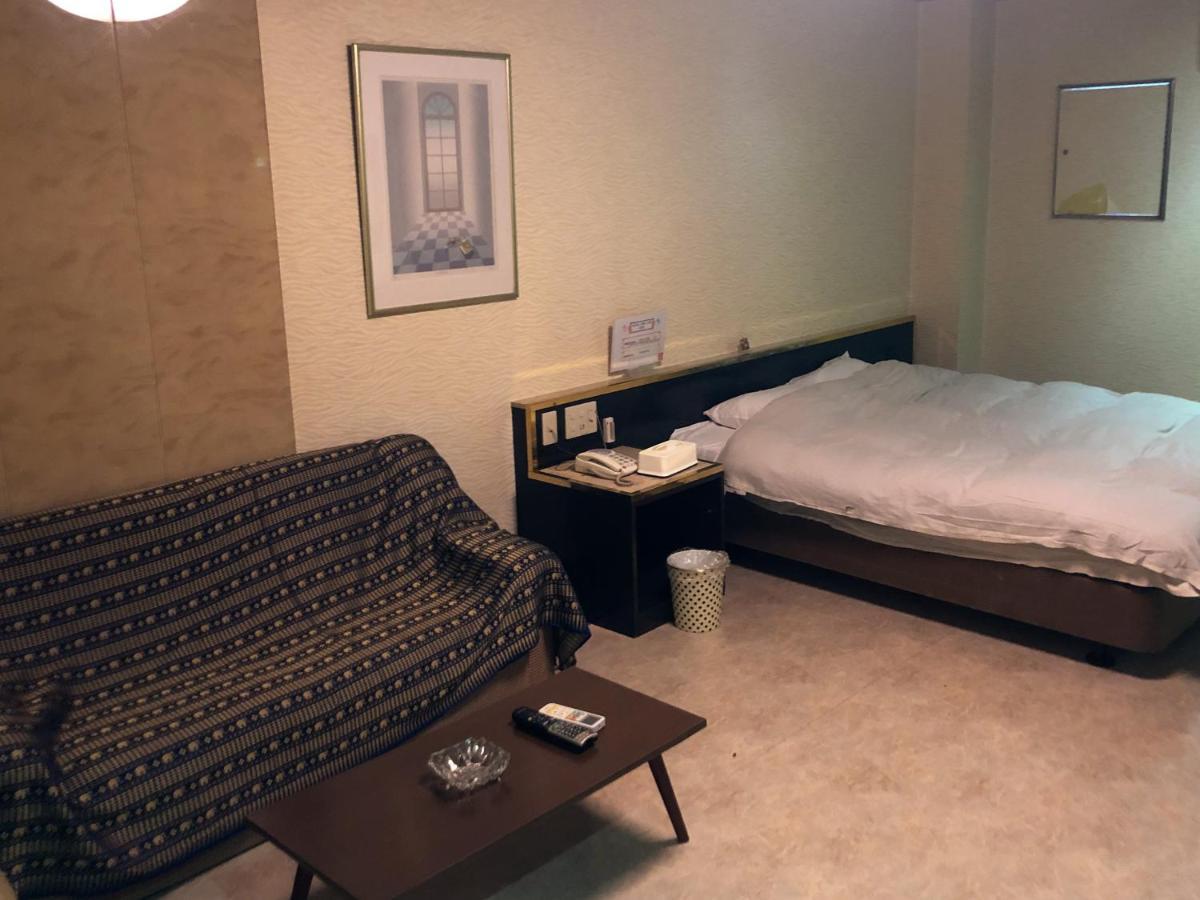 Hotel One Love (Adults Only) Osaka Buitenkant foto