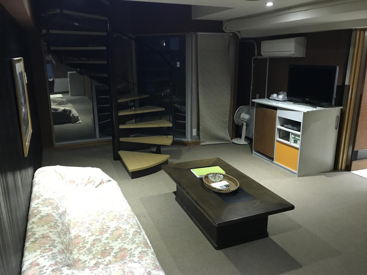 Hotel One Love (Adults Only) Osaka Buitenkant foto