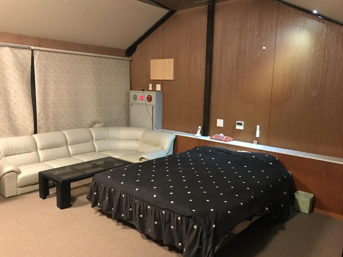 Hotel One Love (Adults Only) Osaka Buitenkant foto